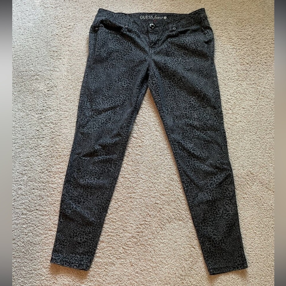 🌸 Guess Jeans Womans Power Skinny
Leopard Print 🌸